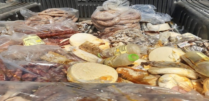 Campos; Minimercado localizado às margens da BR-101, em Ibitioca, foi interditado. Operação aconteceu nesta quinta-feira (25).