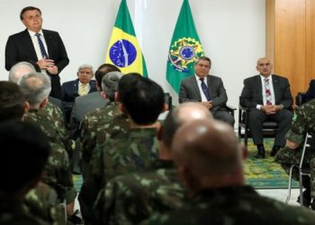 Bolsonaro e Militares Eleições 2022