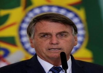 O presidente Jair Bolsonaro afirmou nesta sexta-feira à noite que a nova rodada do auxílio emergencial deverá ter repasses do benefício que vão variar de 150 reais a 300