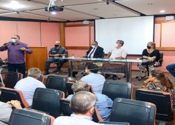 Campos vai anunciar novas medidas restritivas
