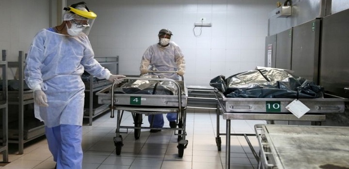hospital aluga contêiner para acomodar mortos em Porto Alegre