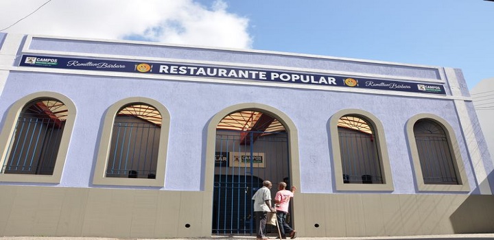 Reforma no restaurante popular de campos
