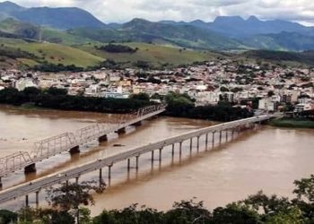 Fura fila da vacina em São Fidélis