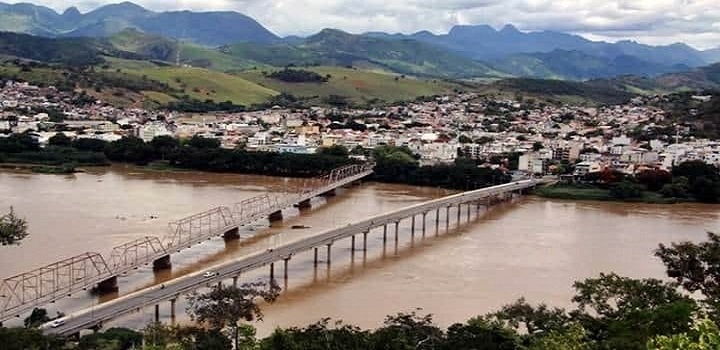 Fura fila da vacina em São Fidélis