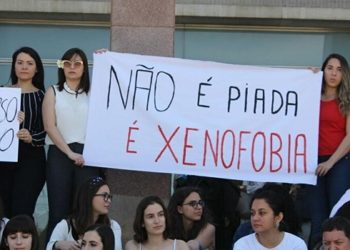 Professor português preconceito e racismo