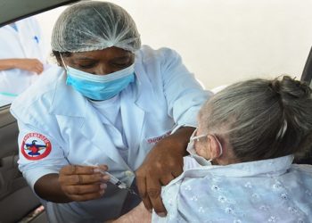 Campos vacina idosos acima de 87 anos