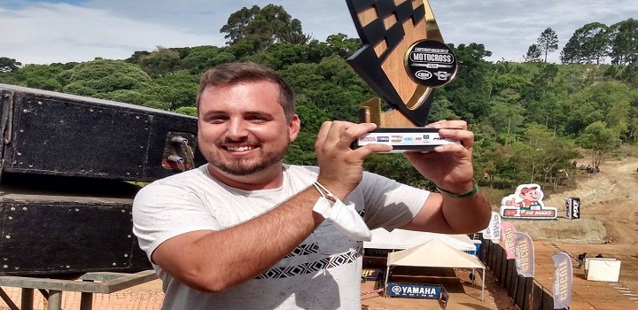 cHURRASQUEIRA EXPLODE E MATA HOMEM EM ELDORADO