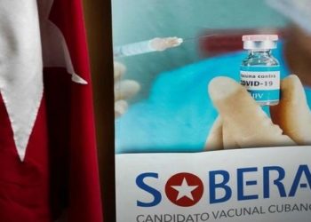 Soberana: Profissionais de saúde já estão sendo vacinados em Cuba