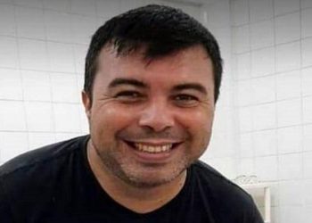 Alcy Gomes Barreto Viana morreu nesta quarta-feira (28), aos 40 anos. Licenciado em matemática, ele era professor e diretor da Escola Municipal Chrisanto Henrique de Souza, no Açu.