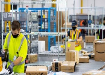 Funcionarios da Amazon urinam em garrafas