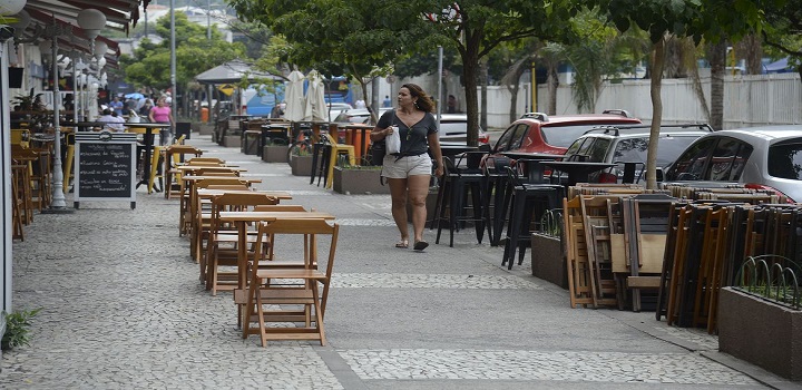 O governador em exercício, Cláudio Castro, esclareceu que a intenção, com o decreto, é criar regras balizadoras.