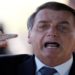 Bolsonaro também voltou a defender o uso de medicamentos não aprovados pela OMS no combate ao vírus