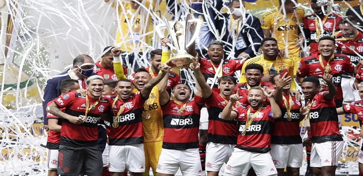 Flamengo se isola se isolar como o time com mais troféus oficiais no país desde 2001, com média de quase um por temporada