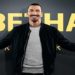 O craque Ibrahimovic pode ser suspenso pela FIFA após violar regras da entidade.