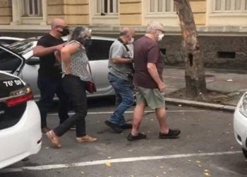 Polícia Civil prendeu nesta sexta-feira um casal de idosos, ele de 71 anos e a mulher de 64, acusado de manter uma jovem em situação análoga à de escravidão por 11 anos