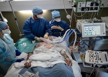situação dramática de pacientes que vivem dor insuportável com intubação sem sedativos