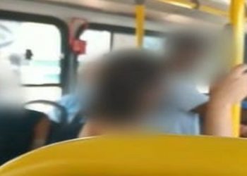 Mulher chama homem de macaco em SP