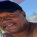 Marco Antônio dos Santos, de 51 anos, foi alvo de tiros por homens que estavam em um veículo na Rua José Ferreira Murro, Miguel Couto.