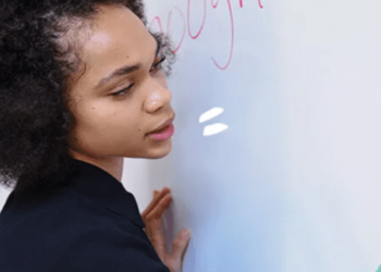Instituto iungo, em parceria com o Instituto Reúna e Itaú Educação e Trabalho, lança o Nosso Ensino Médio, programa gratuito e inédito de formação de educadores