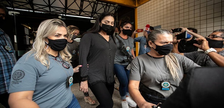 Mensagem foi enviada a funcionária antes de ela ser ouvida pela segunda vez e admitir ter presenciado Henry sair do quarto com 'cara de apavorado' e mancando após levar 'chutes' e 'bandas' de Dr. Jairinho