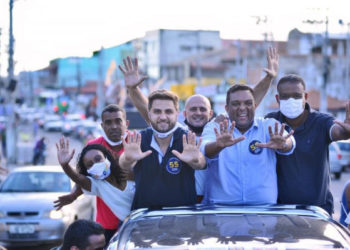 Wladimir Garotinho ao lado do deputado Bolsonarista Otoni de Paula
