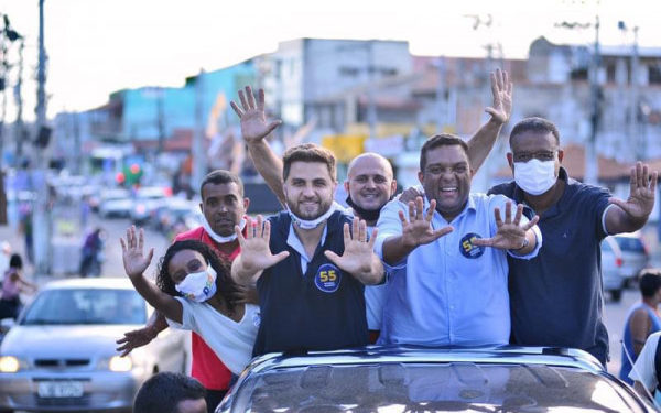 Wladimir Garotinho ao lado do deputado Bolsonarista Otoni de Paula