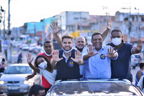 Wladimir Garotinho ao lado do deputado Bolsonarista Otoni de Paula