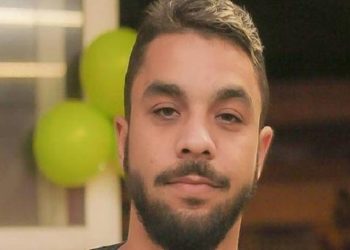 Fotógrafo morto por traficantes após reclamar de som alto