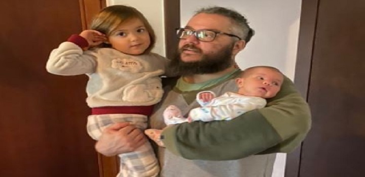 pai registra duas filhas com o mesmo nome e viraliza nas redes sociais