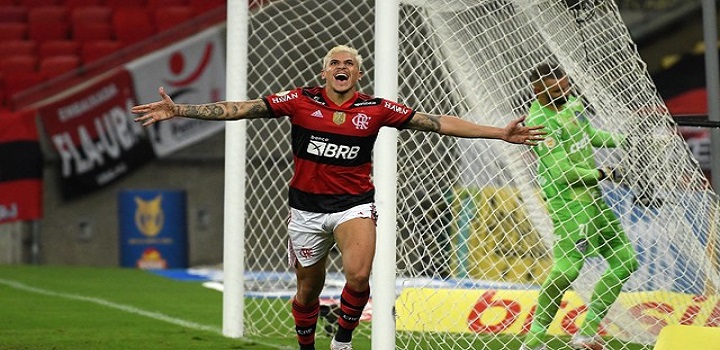 Fla vence o Palmeira na estreia