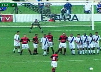 Pet revela bastidores do gol de falta pelo Flamengo, há 20 anos, e previsão sobre feito de Gabigol, em 2019