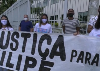 Atropelamento de Filipe Bueno: Manifestação aconteceu na manhã desta terça-feira (4). Polícia informou que processo será enviado para o Ministério Público ainda nesta terça.