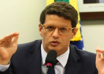 MP investiga Ricardo Salles