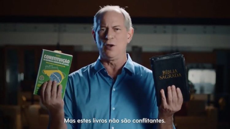 Ciro Gomes flertando com evangélicos