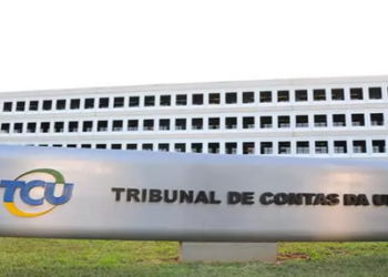 Auditor do TCU suspeito de alterar dados é afastado de investigação sobre Covid