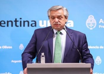 Declaração de Alberto Fernández foi dada em entrevista com o primeiro-ministro espanhol, Pedro Sánchez; por rede social, ele pede desculpas