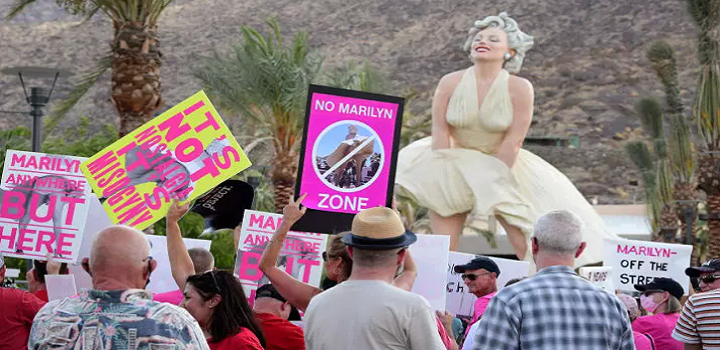 Grupos de ativistas protestaram contra a instalação da peça, que acreditam representar uma Marilyn hiper-sexualizada, ao lado de um museu de arte