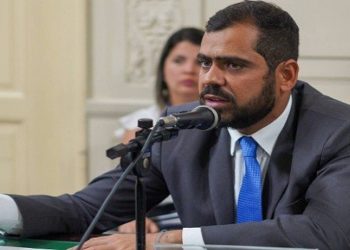 Bruno Dauaire reassume como deputado estadual