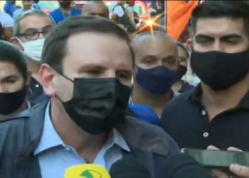 Eduardo Paes fala sobre milícias