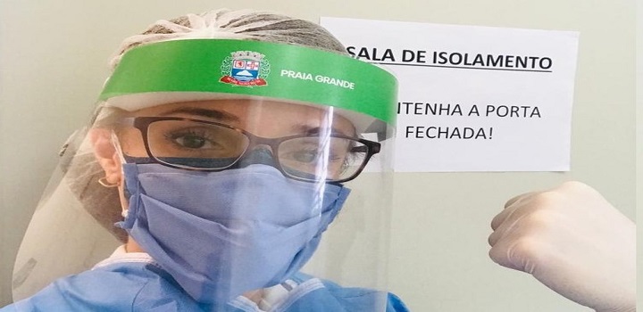 enfermeira moradora de Praia Grande, no litoral de São Paulo, foi diagnosticada três vezes com Covid-19 em um período de um ano.