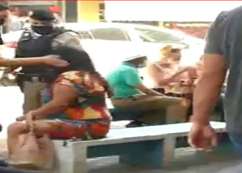 PM agride mulher com tapas na cara em MG