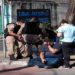 Policial militar mata cachorro a tiros em rua de BH