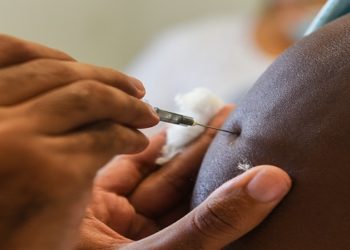 Campos: Também serão imunizados os pais, cuidadores e tutores dos portadores de deficiências intelectuais e permanentes