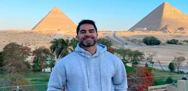 Victor Sorrentino disse que pediu desculpas pelo ocorrido. Em vídeo, médico aparece constrangendo vendedora egípcia com piadas de cunho sexual.