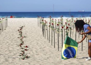 mORTES POR COVID NO BRASIL: MAIORIA JÁ ESTA ABAIXO DO GRUPO DE 60 ANOS