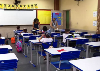RJ retoma ensino presencial