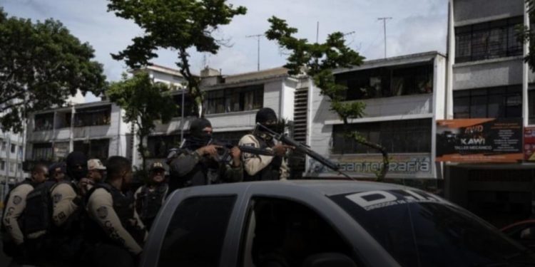 Gangues colombianas e da CIA na Venezuela