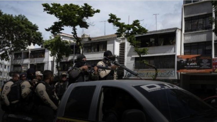 Gangues colombianas e da CIA na Venezuela