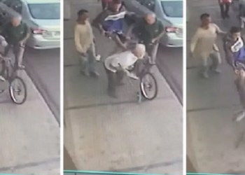 Sequência mostra momento em que jovem agrediu idoso com voadora em José Bonifácio — Foto: Reprodução/Câmera de segurança