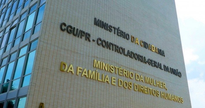 Trabalhadores de usina com Covid-19 em Campos
